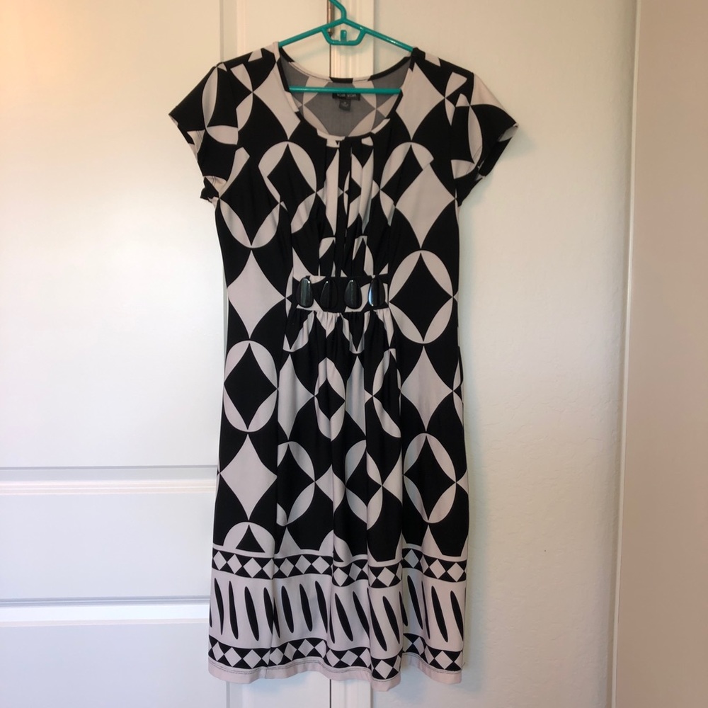 Black/White ladies dress